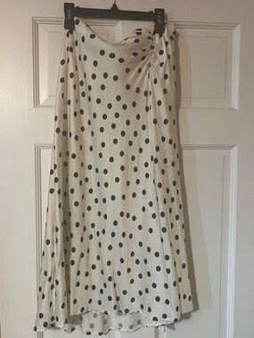 Francesca's Collections Cream A-Line Midi Skirt with Black Polka Dots
